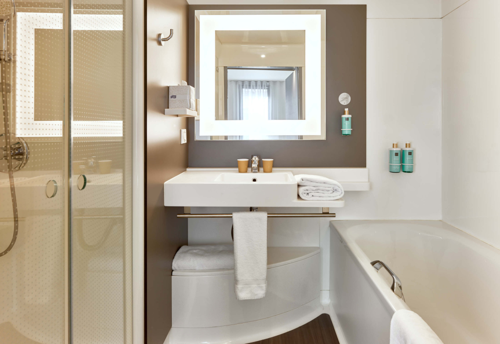 B&B HOME Rueil-Malmaison Gare