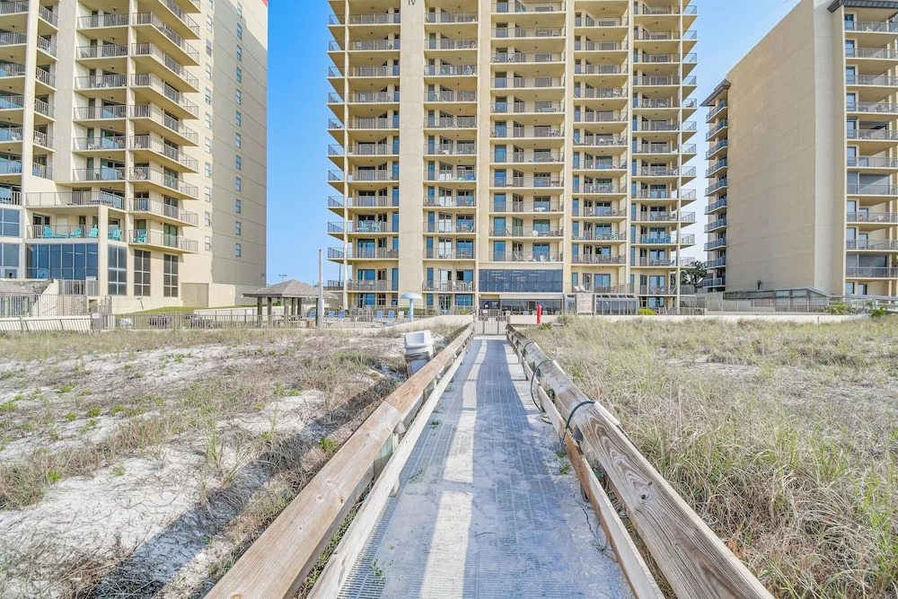 Gulf Coast Luxury Getaway on Orange Beach w/ Views
