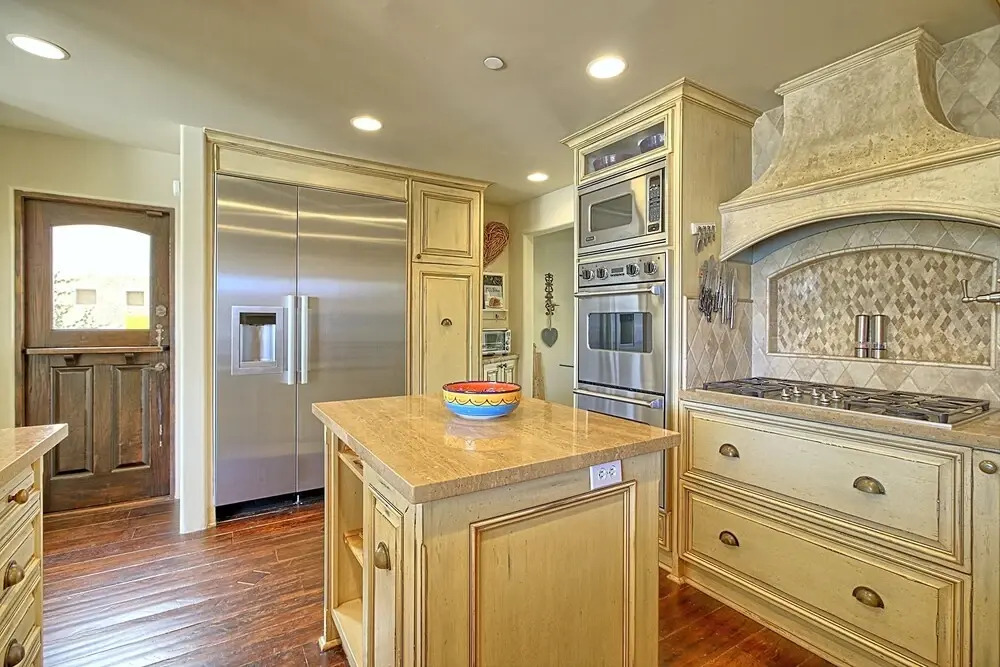 Large Ventura Keys Waterfront 4 Bedroom Home