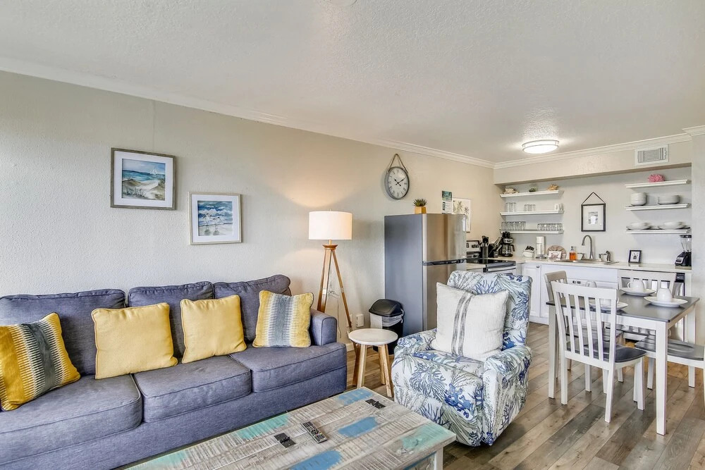Victorian 8202-just Beachy