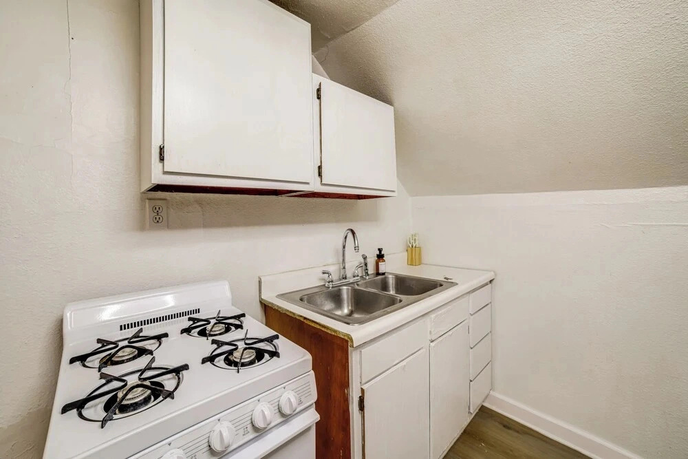 Walkable Apt in Dtwn Michigan City! 2 Mi to Beach
