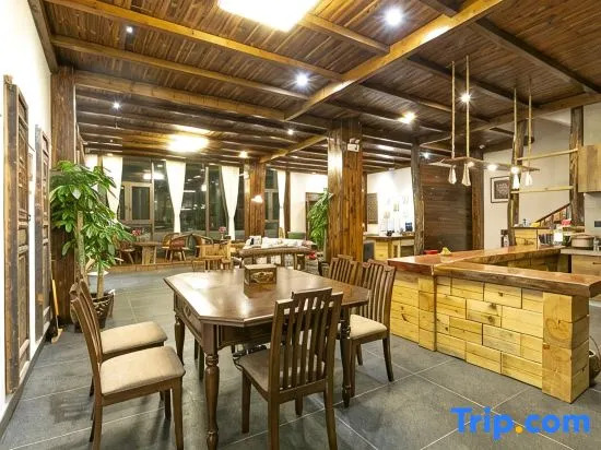 Wanfeng Lin Sandu Guesthouse