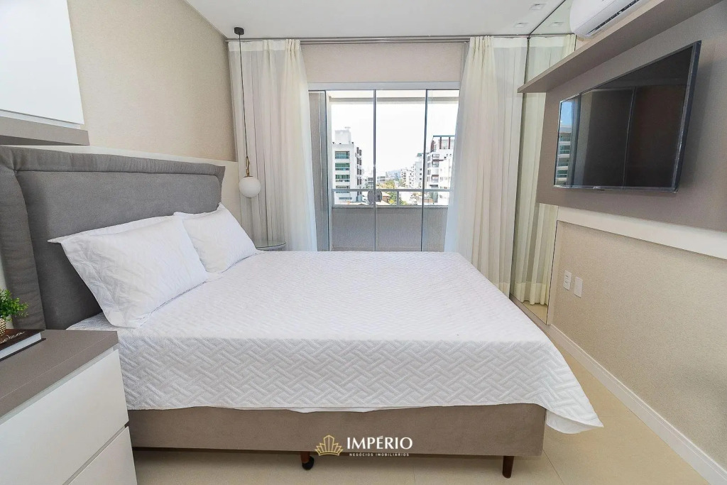 511A - Luxuosa Cobertura na praia de Bombas