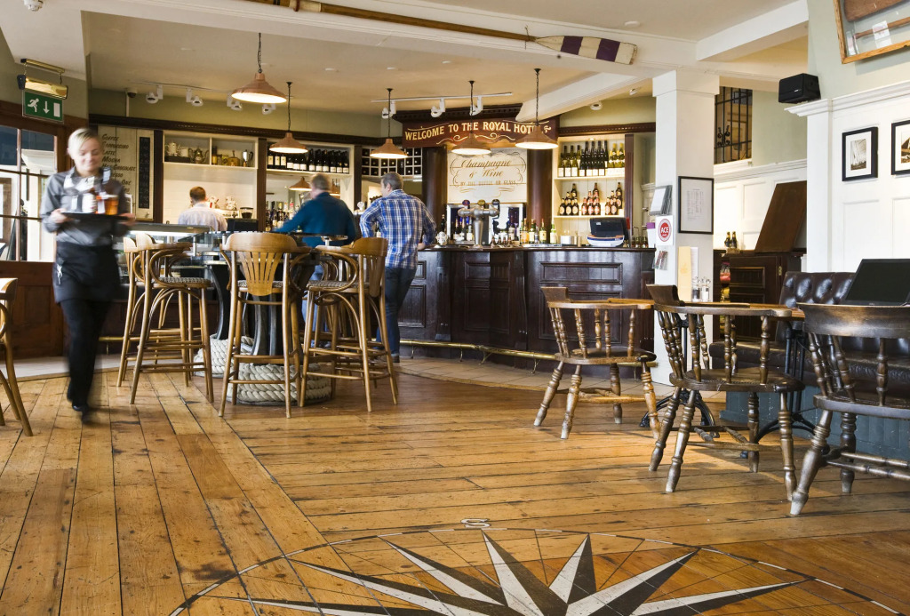 Royal Hotel