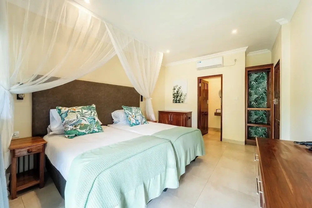 Victoria Falls Oasis
