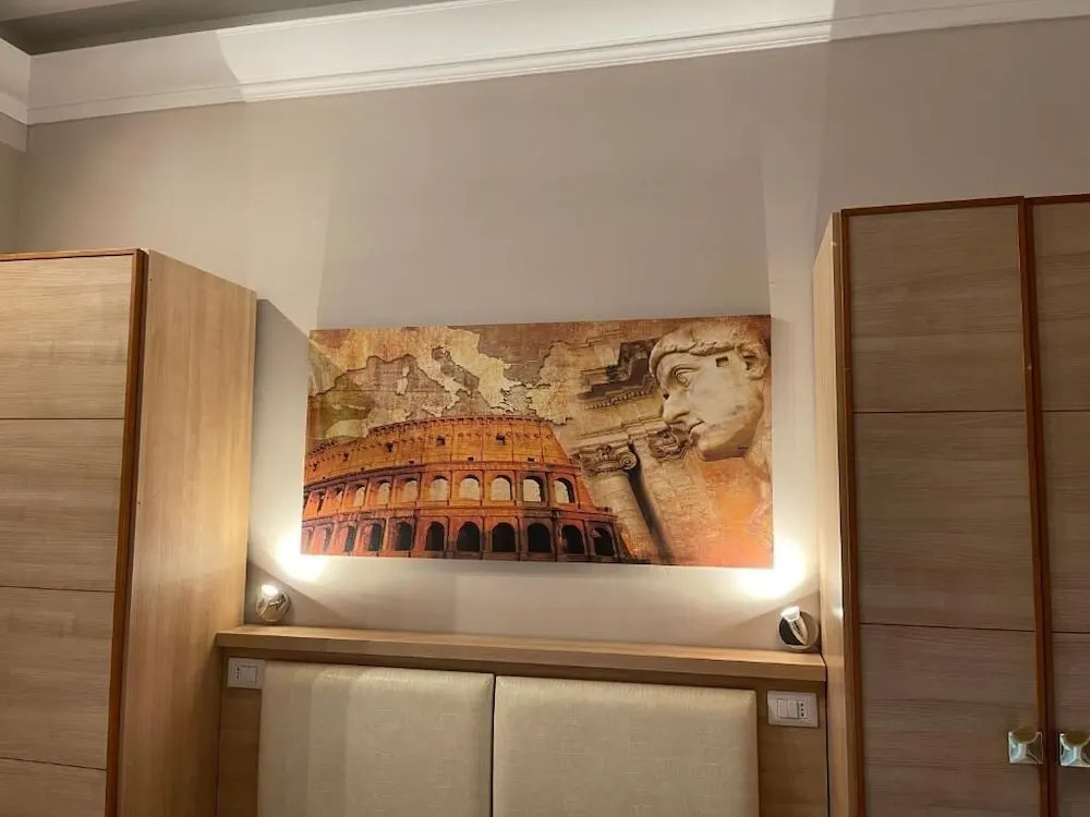 Spqr Suite Guest House