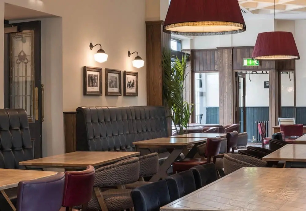 The Old Borough Hotel - Wetherspoon