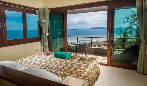 Villa Emerald