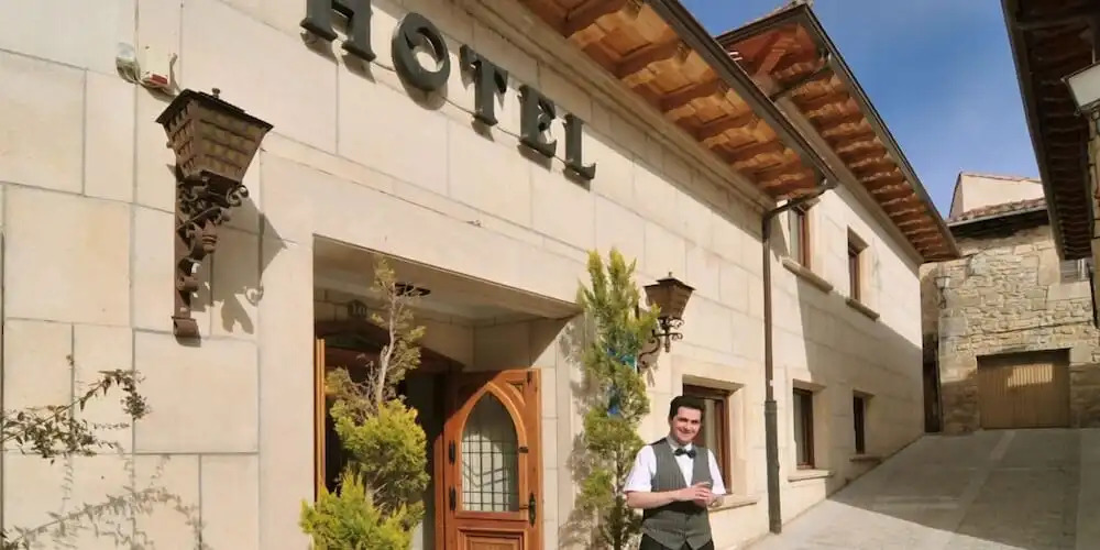 Hostal Santo Domingo de Silos