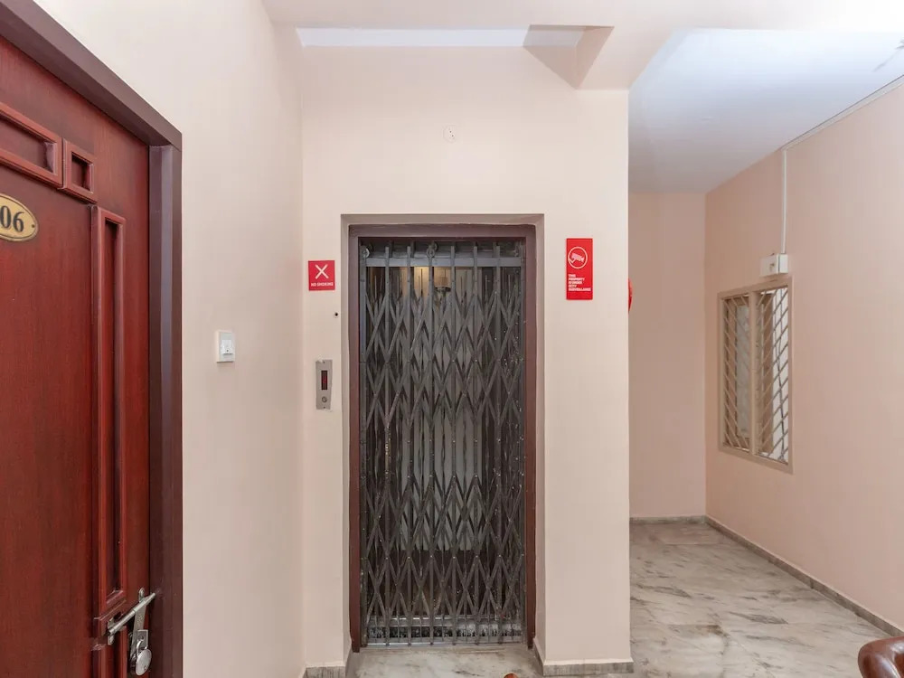 OYO 15768 Rsm Shelters