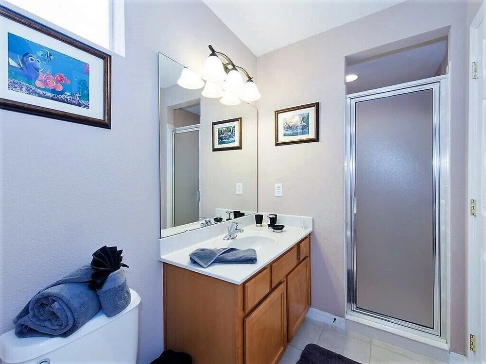 Outdoor Kitchen, Private Pool & Spa, Games Room !!