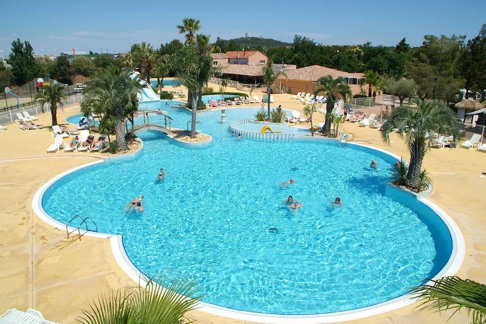 Camping Resort Les Champs Blancs