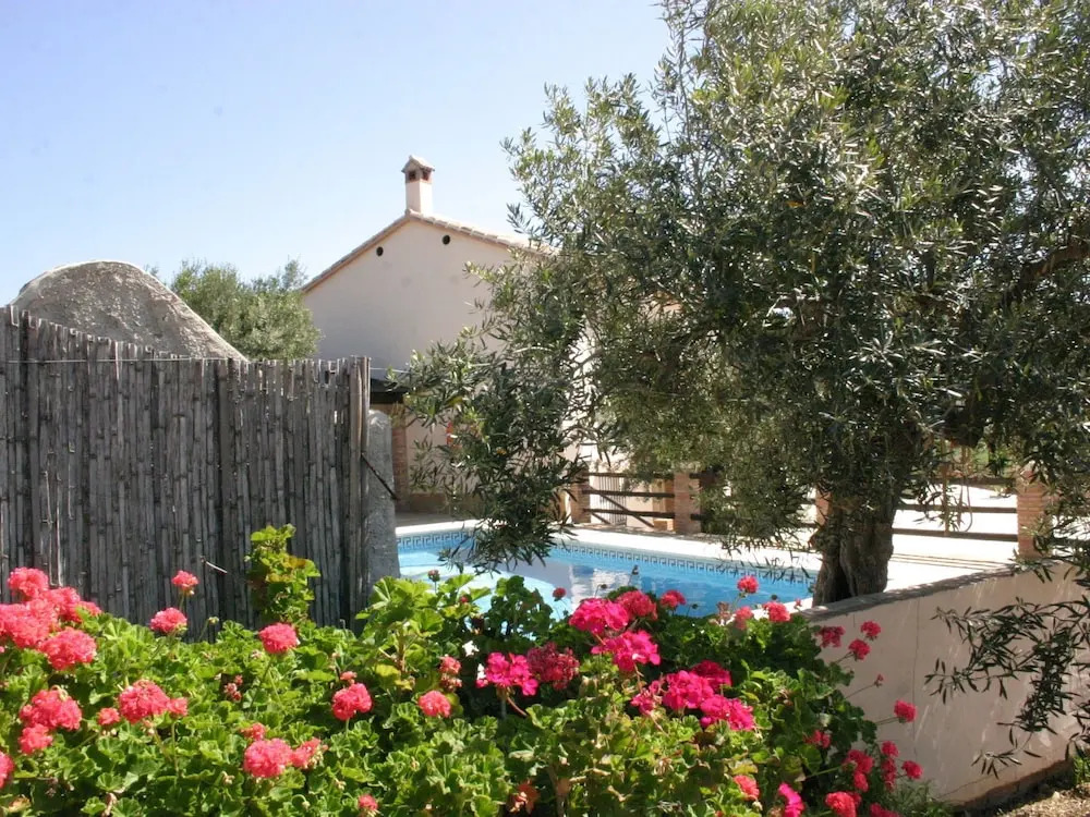 Peaceful Retreat in Alora for Families and Friends