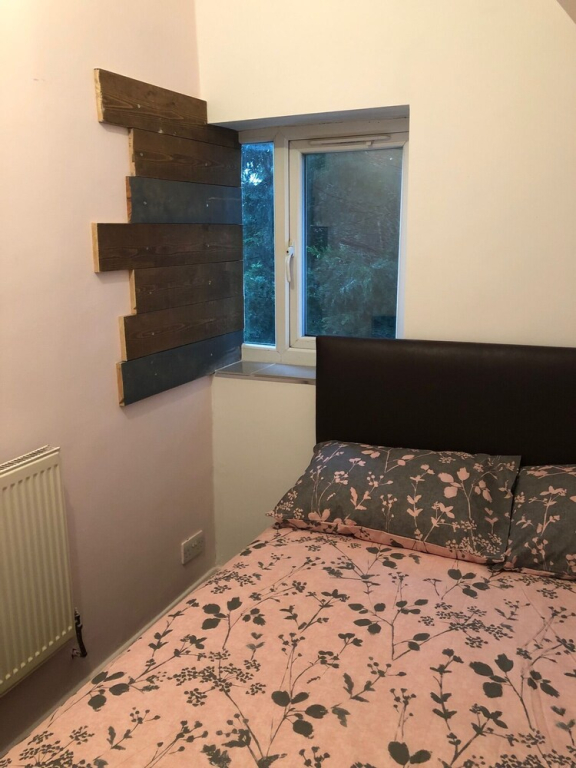 Retro and Quirky 3 Bedroom Apartment