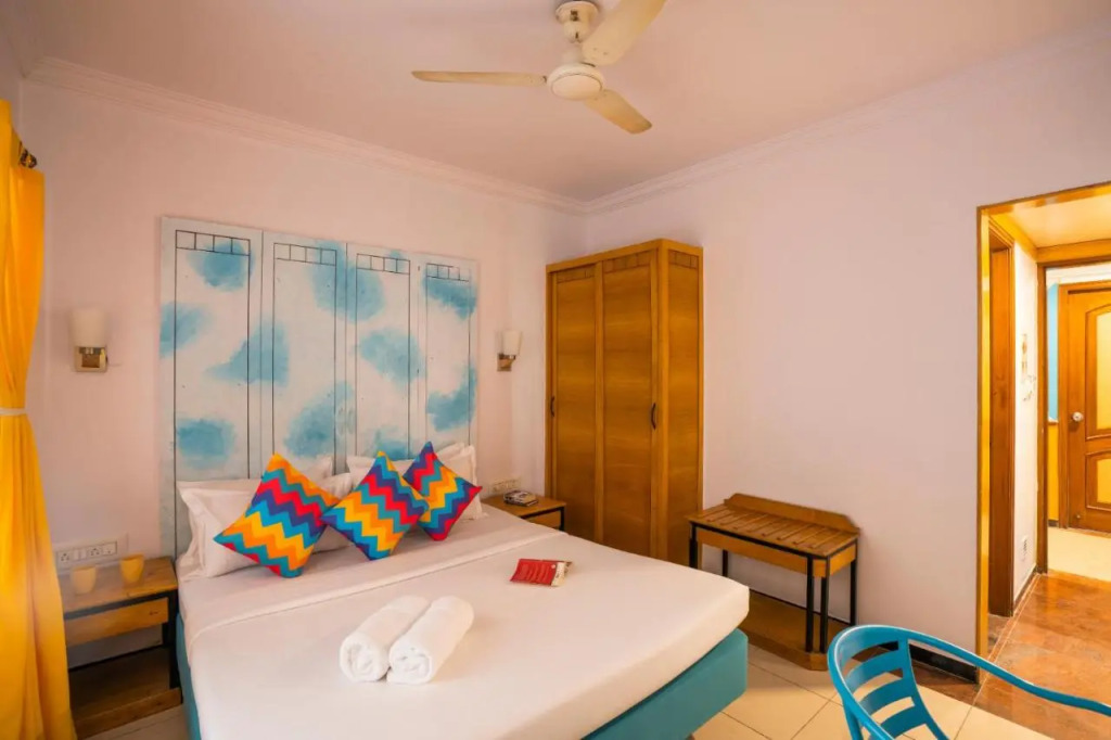 goSTOPS Bengaluru, Gandhi Nagar Majestic - Private Rooms & Dorms