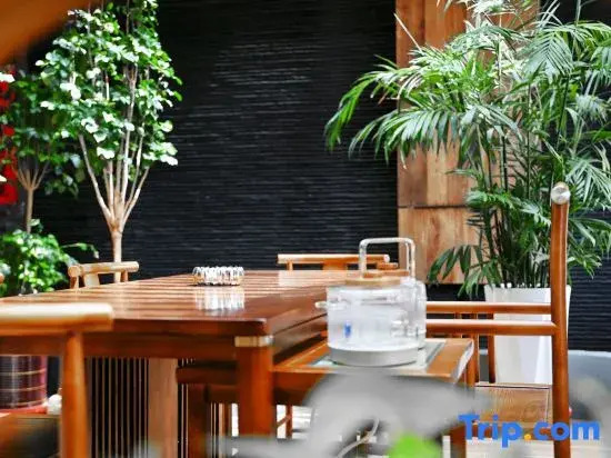 Jinchang Muqi Shangpin Hotel