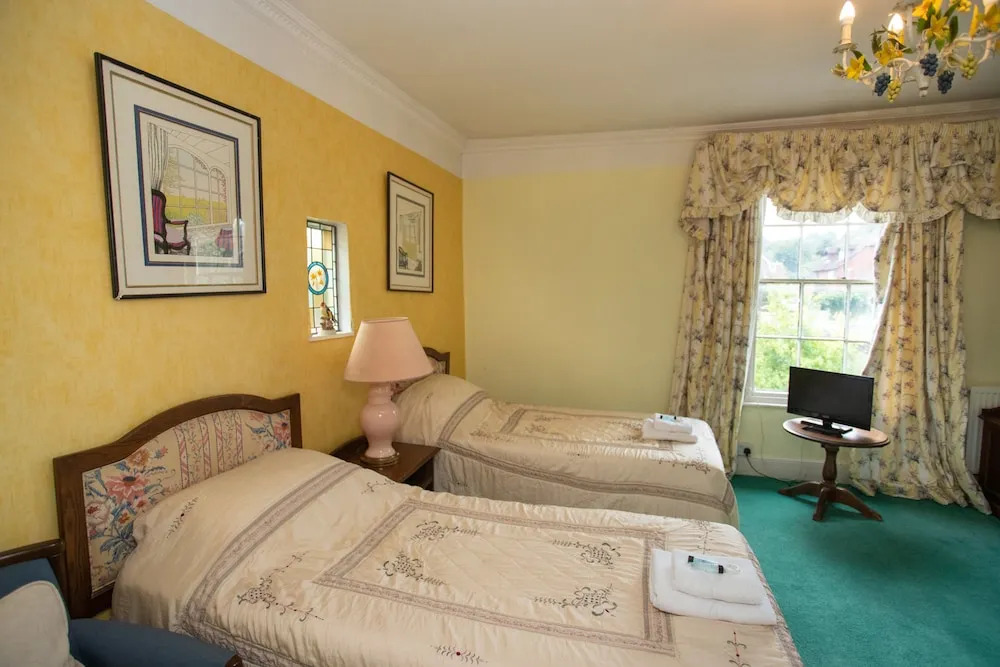 The Ostrich Hotel