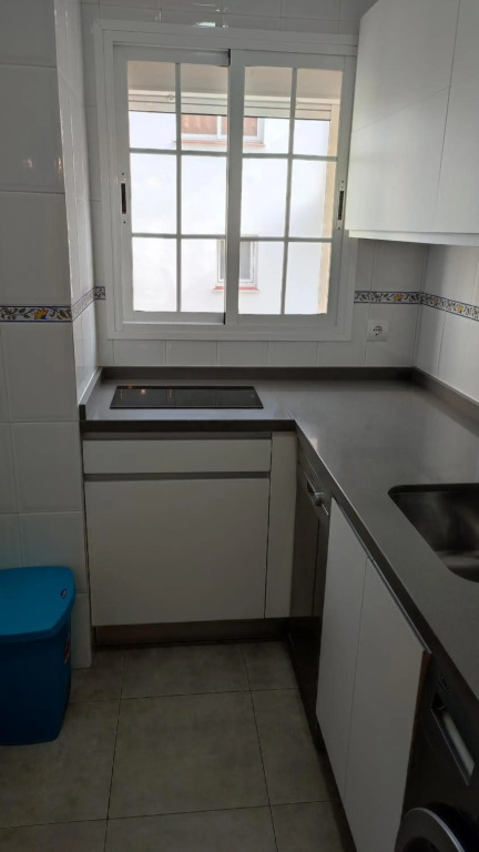 Apartamento junto a paseo Marítimo, centro de Torre del Mar