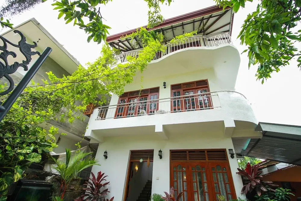 OYO 332 Jj Villa