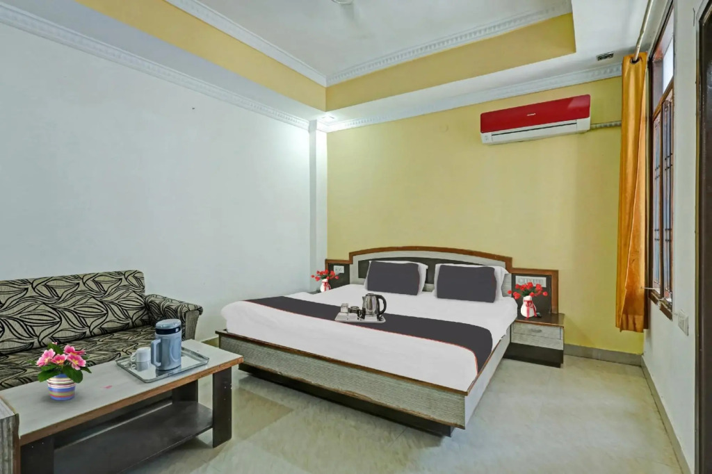 spot on 89476 Hotel Shalimar Lodge