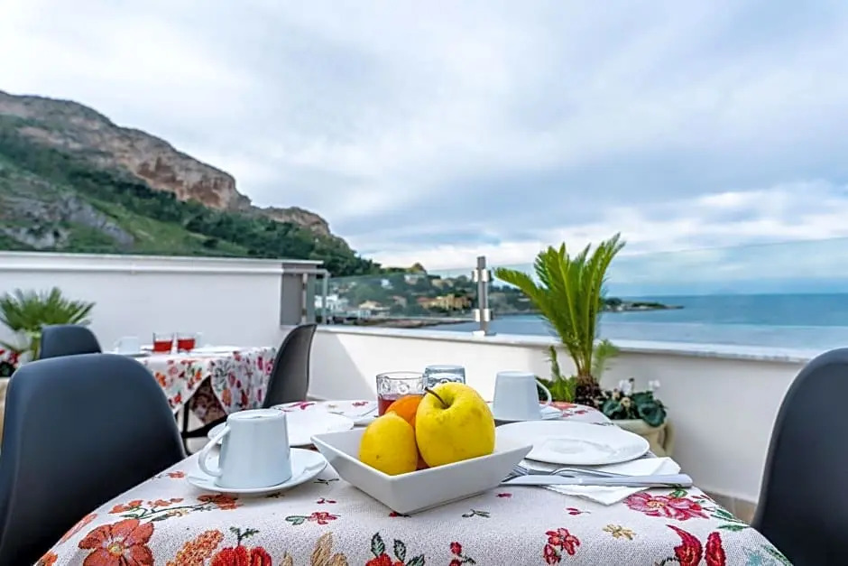 B&B Una Terrazza sul Golfo di Sferracavallo
