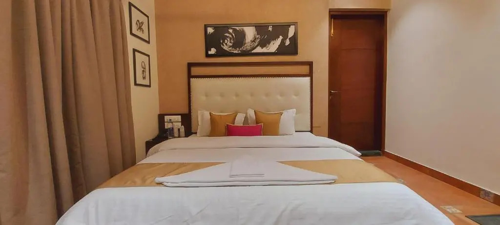 The Palm Aryan - a Boutique Hotel