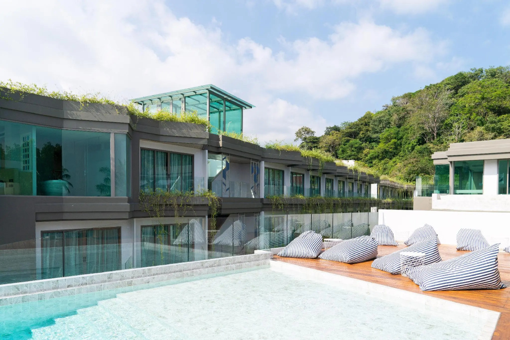 Panwaburi Beachfront Resort - SHA Extra Plus