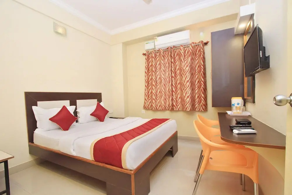 OYO 9991 Sai Ram Residency