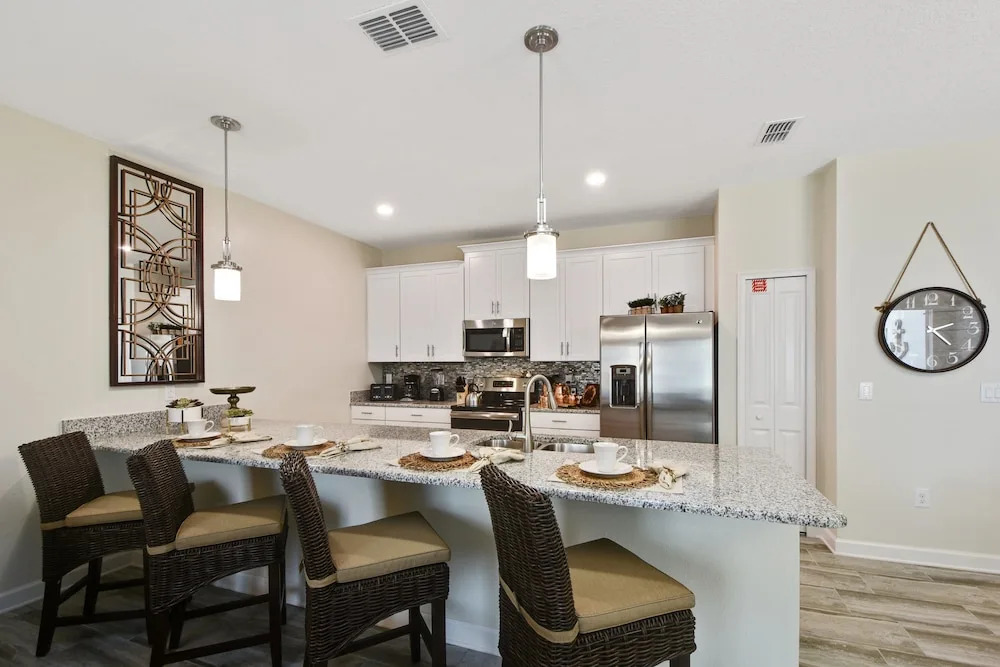 Charming Vacation Townhome with Pool CG1576