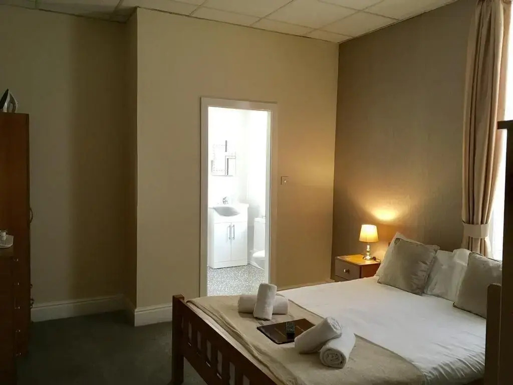 Hilbre Hotel