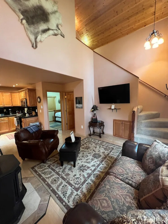 Alaska Adventure Unlimited Chalets