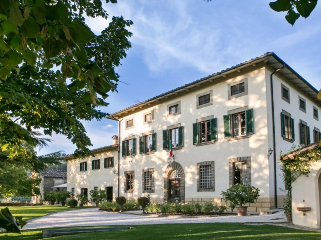 Beautiful historic villa in the Chianti region for exclusive use-VILLA BEL MONTE