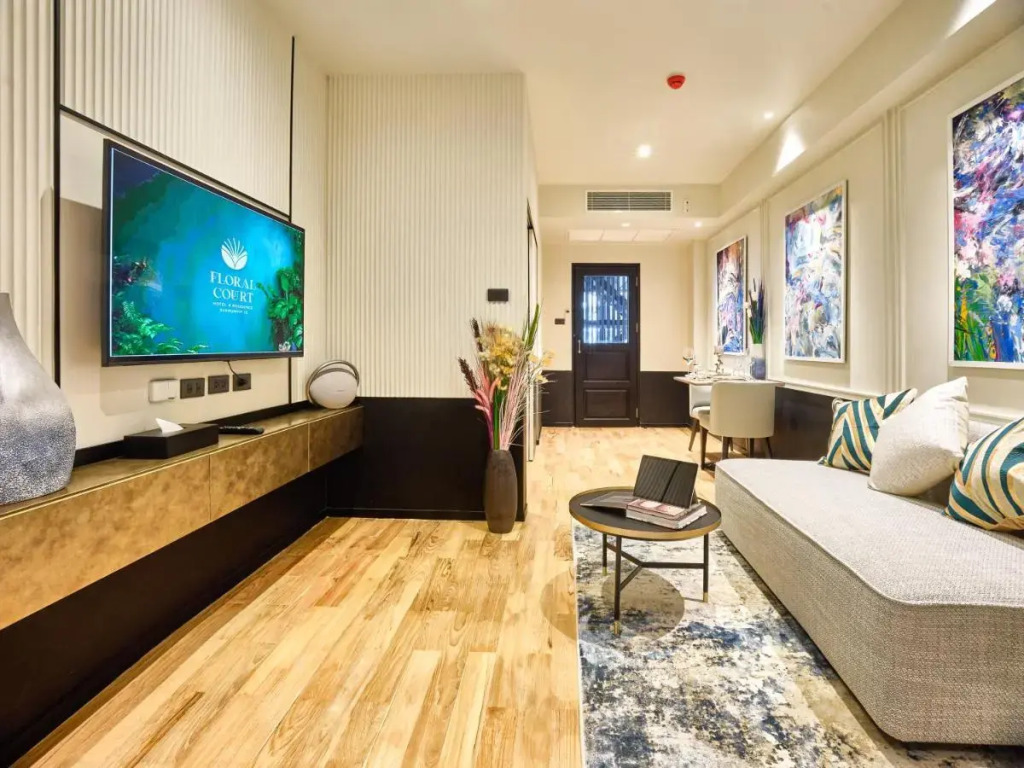 Floral Court Hotel & Residence Sukhumvit 13
