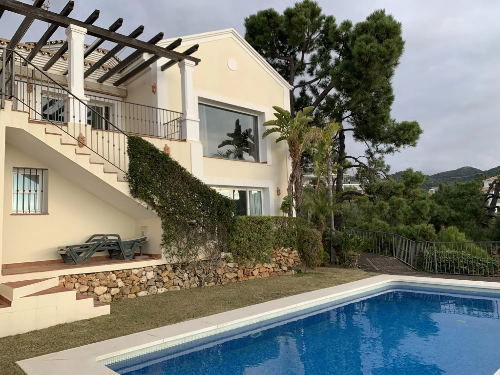 Villa Valentine - Luxury Private Mountain Oasis