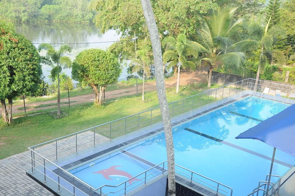 Kamaro Holiday Resort