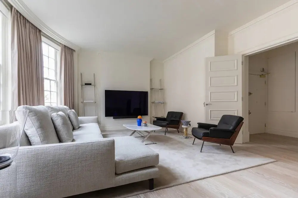 Sloane Court East VI by Onefinestay