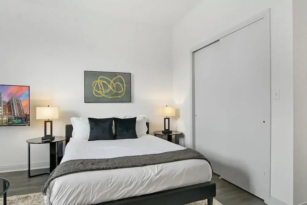 Chic Studio - Del Prado 418