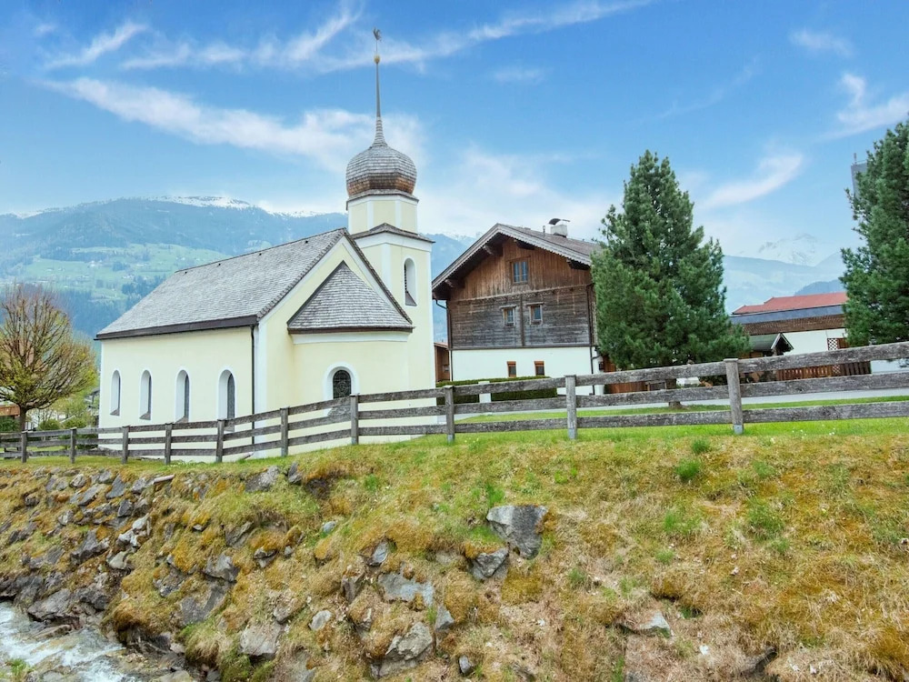 Chalet in Kaltenbach near Ski Lift