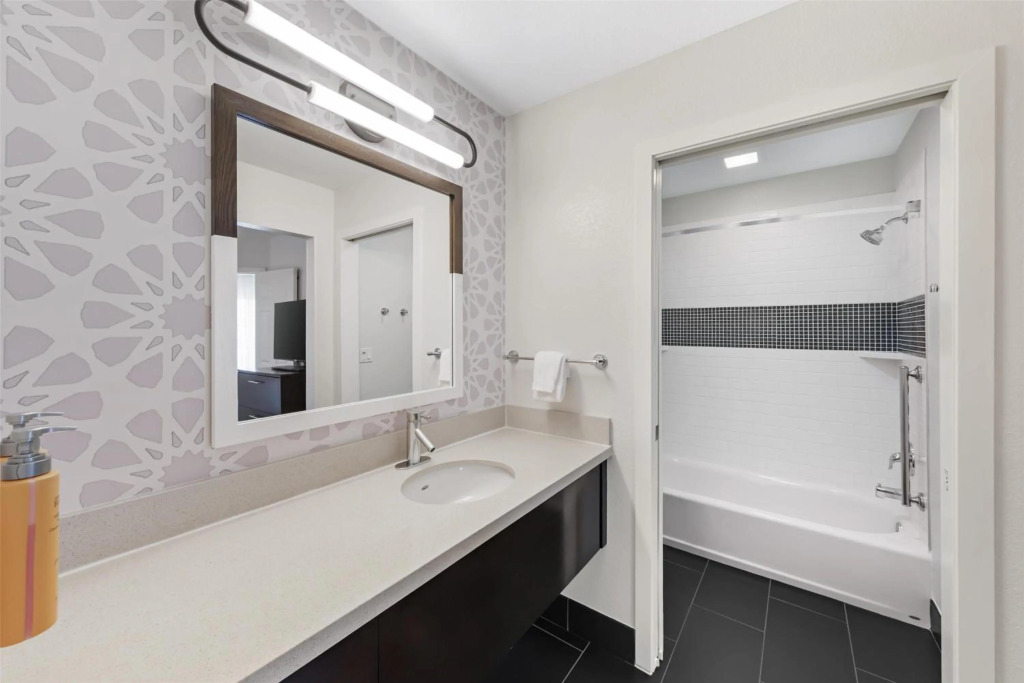 Sonesta ES Suites Chatsworth