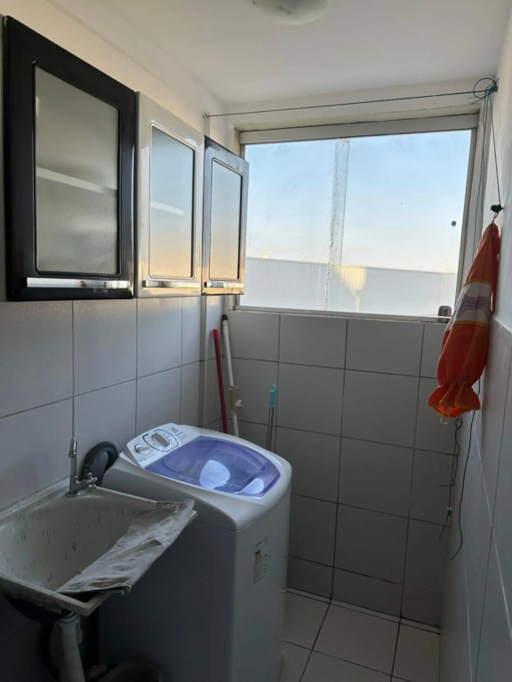 Apt completo, nascente, 2 quart em condomínio fechado