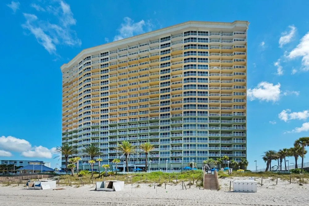 New Listing! Gulf-front Getaway W/ Pools & Hot Tub 2 Bedroom Condo
