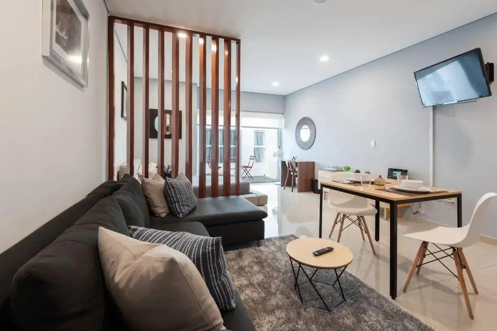 Chic loft! 150 BPS fiber optic internet