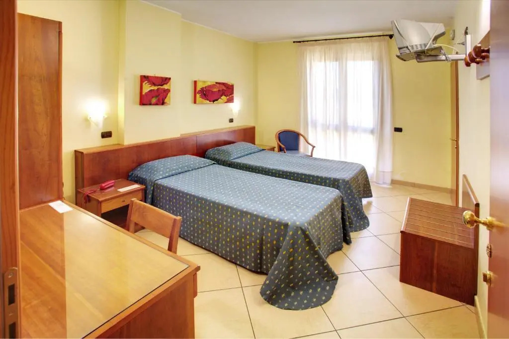 Lo Scacciapensieri Hotel & Restaurant