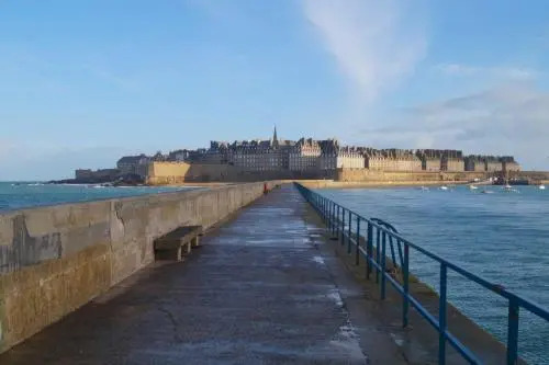 Le fontaine Saint Malo Le Sillon vue mer 6 personnes