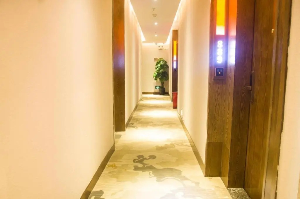 James Joyce Coffetel Tianhe North Tianrun Road