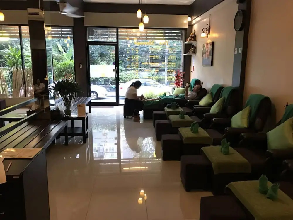 Siam Park Service Apartment