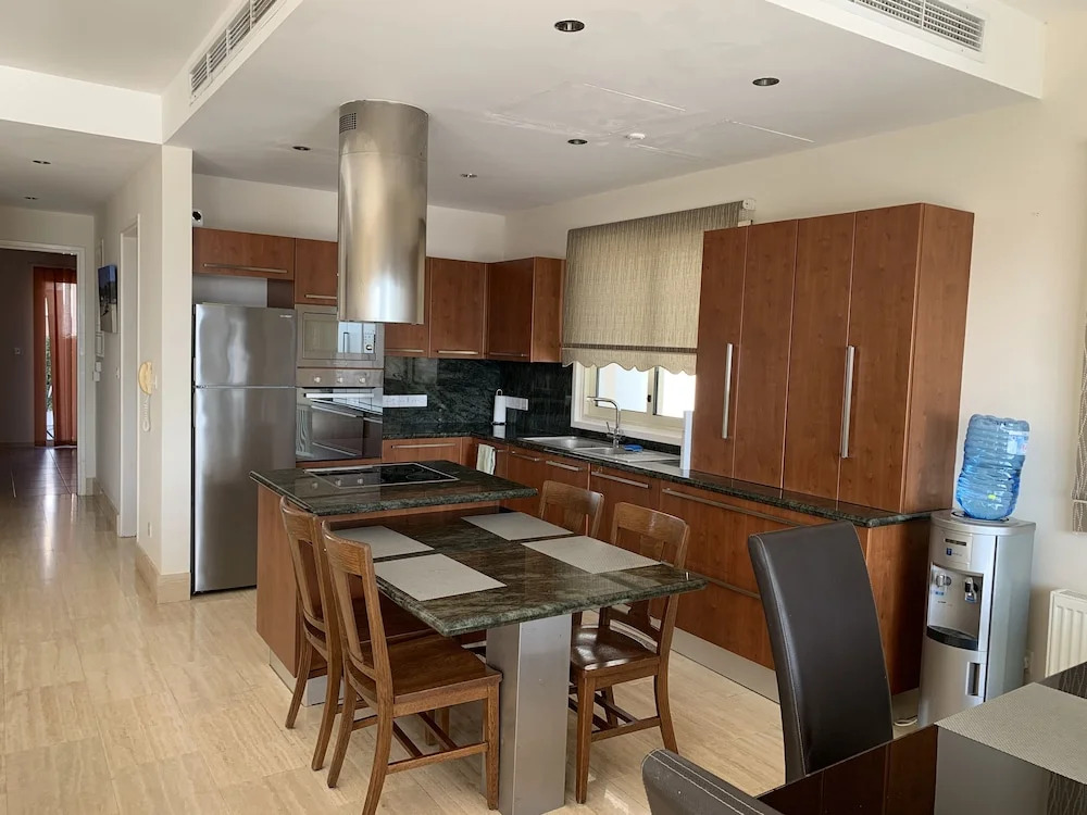 Beachfront Family Holiday Villa Perivolia