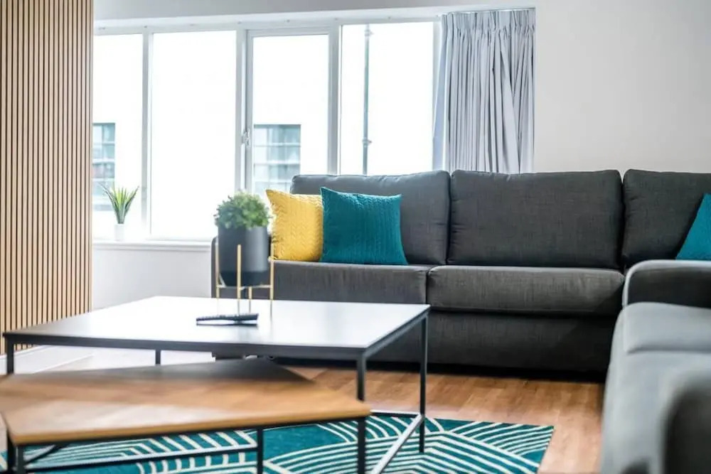 Host Apartments Wood St Nightlife Apt