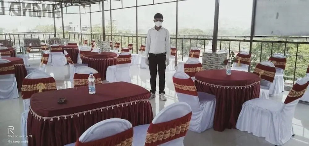 Hotel Anand LOK