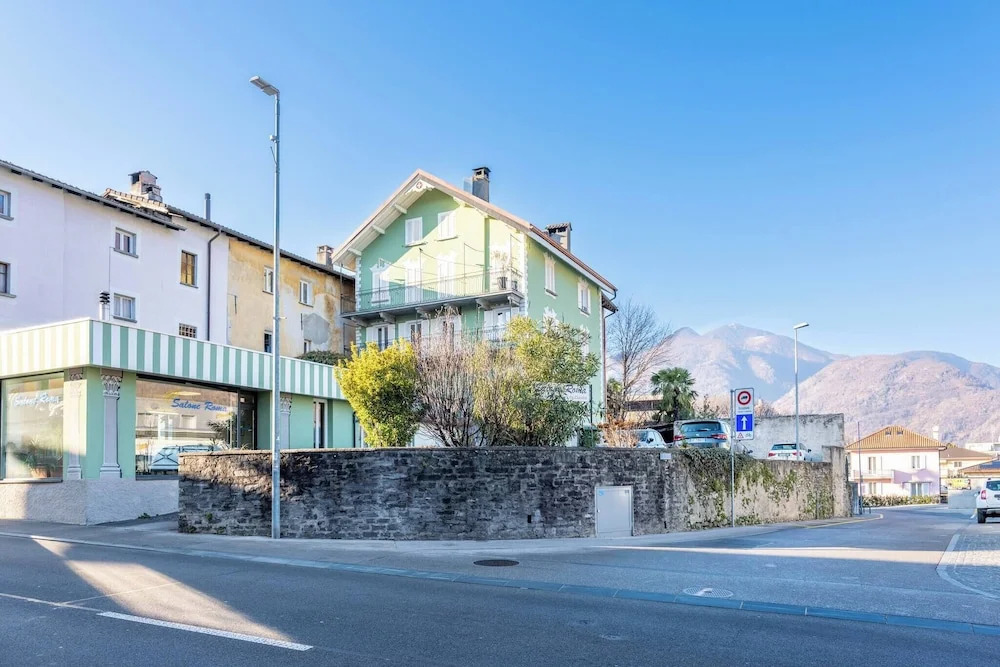 Unique Vacation Rental in Losone